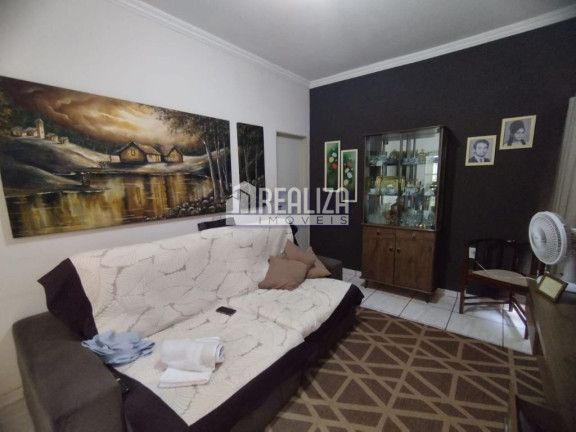 Imagem Sobrado com 4 Quartos à Venda, 138 m² em Parque Das Gameleiras - Uberaba