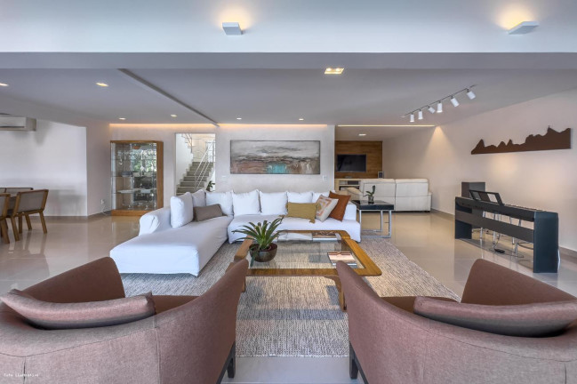 Imagem Casa com 5 Quartos à Venda, 500 m² em Barra Da Tijuca - Rio De Janeiro Imagem Casa com 5 Quartos à Venda, 500 m² em Barra Da Tijuca - Rio De Janeiro