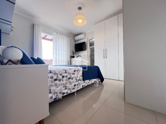 Imagem Casa com 3 Quartos à Venda, em Itaum - Joinville Imagem Casa com 3 Quartos à Venda, em Itaum - Joinville