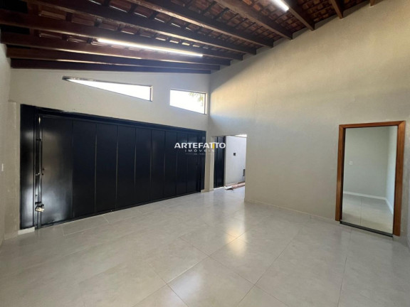 Imagem Casa com 3 Quartos à Venda, 200 m²