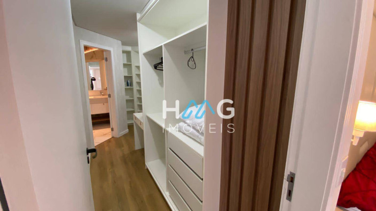 Imagem Apartamento com 6 Quartos à Venda, 450 m² em Meia Praia - Itapema Imagem Apartamento com 6 Quartos à Venda, 450 m² em Meia Praia - Itapema