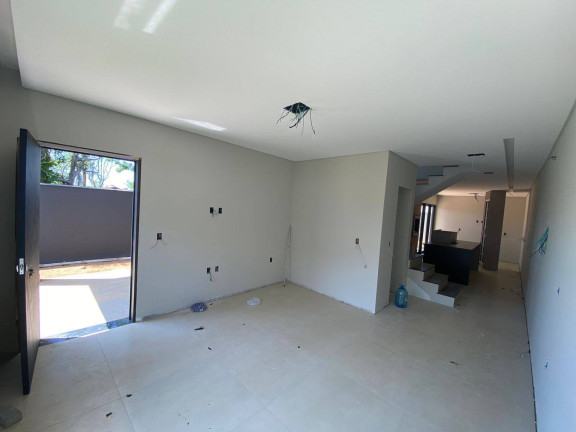Imagem Casa com 3 Quartos à Venda, 204 m² em Quinta Dos Açorianos - Barra Velha Imagem Casa com 3 Quartos à Venda, 204 m² em Quinta Dos Açorianos - Barra Velha