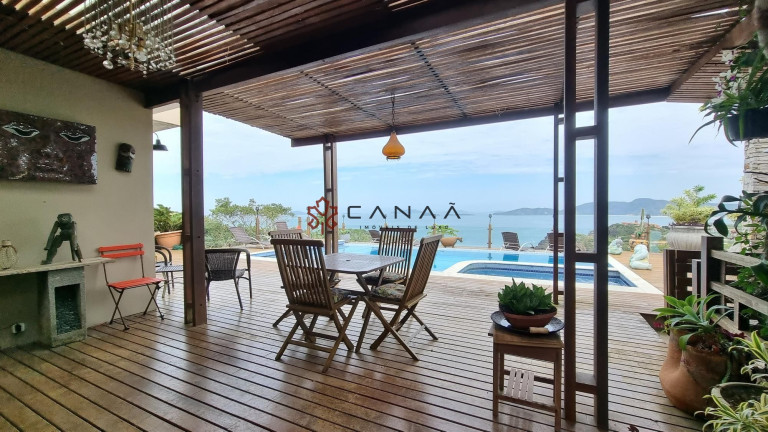 Imagem Casa com 4 Quartos à Venda, 379 m² em Ferradurinha - Armação Dos Búzios Imagem Casa com 4 Quartos à Venda, 379 m² em Ferradurinha - Armação Dos Búzios