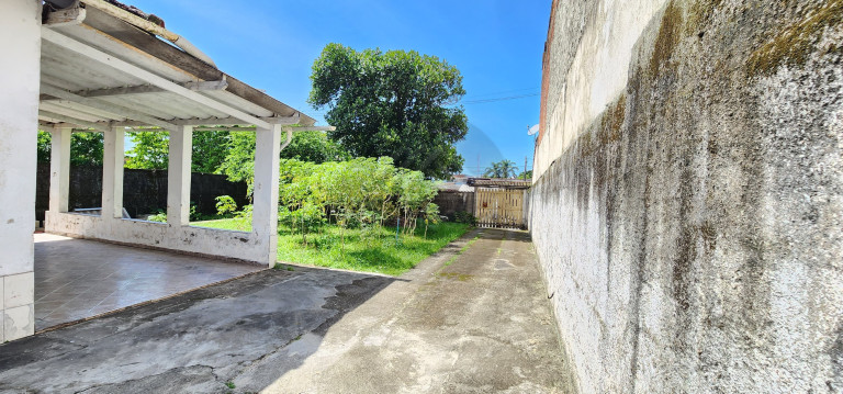 Imagem Casa com 2 Quartos à Venda, 663 m² em Jardim Umuarama - Itanhaém Imagem Casa com 2 Quartos à Venda, 663 m² em Jardim Umuarama - Itanhaém