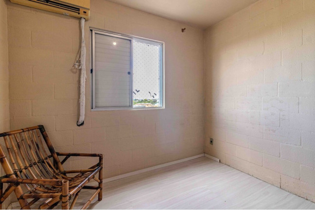 Imagem Imóvel com 2 Quartos à Venda, 40 m² em Rubem Berta - Porto Alegre