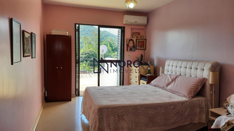 Imagem Casa com 3 Quartos à Venda, 219 m² em Km 3 - Santa Maria Imagem Casa com 3 Quartos à Venda, 219 m² em Km 3 - Santa Maria