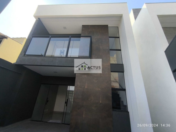 Imagem Casa com 3 Quartos à Venda, 100 m² em São Pedro - Ibirité
