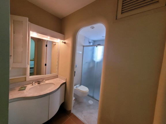 Imagem Apartamento com 3 Quartos à Venda, 139 m² em Pitangueiras - Guarujá