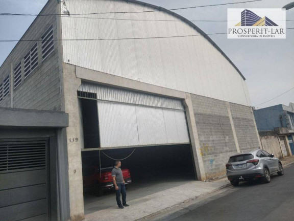 Galpão à Venda, 700 m² em Jardim Presidente Dutra - Guarulhos