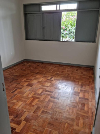 Imagem Casa com 3 Quartos à Venda, 224 m² em Getúlio Vargas - Aracaju