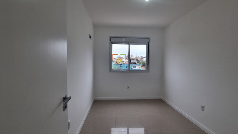 Imagem Apartamento com 2 Quartos à Venda, 73 m² em Barreiros - São José