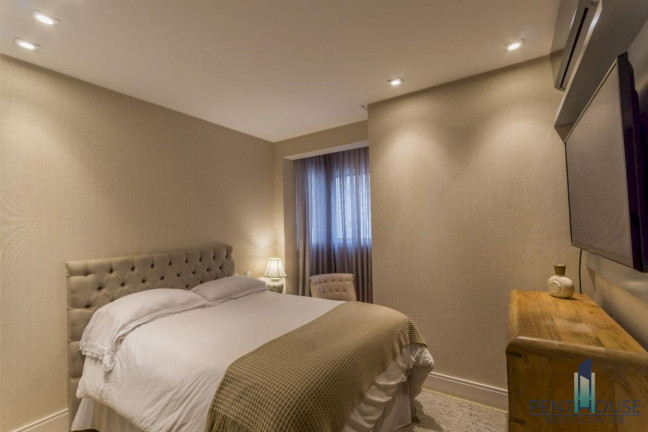 Imagem Apartamento com 4 Quartos à Venda, 207 m² em Centro - Balneário Camboriú Imagem Apartamento com 4 Quartos à Venda, 207 m² em Centro - Balneário Camboriú