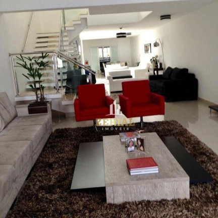 Sobrado com 3 Quartos à Venda, 472 m² em Osvaldo Cruz - São Caetano Do Sul