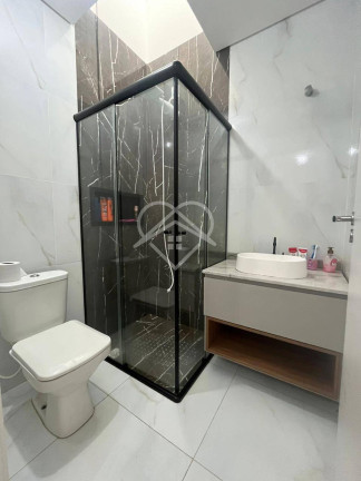 Imagem Sobrado com 3 Quartos à Venda, 93 m² em Iririú - Joinville