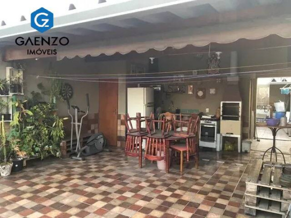 Imagem Sobrado com 3 Quartos à Venda, 244 m² em Km 18 - Osasco