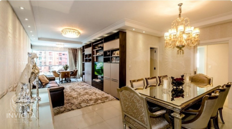 Imagem Apartamento com 4 Quartos à Venda, 150 m² em Centro - Balneário Camboriú Imagem Apartamento com 4 Quartos à Venda, 150 m² em Centro - Balneário Camboriú