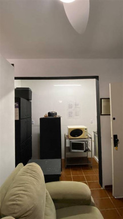 Imagem Kitnet à Venda, 31 m² em Aviação - Praia Grande Imagem Kitnet à Venda, 31 m² em Aviação - Praia Grande