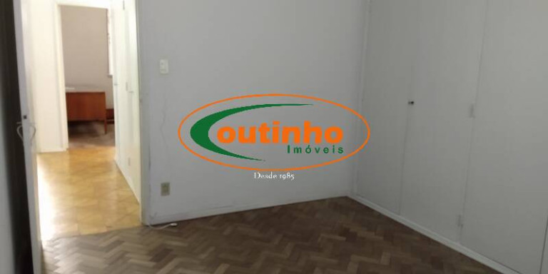 Imagem Apartamento com 3 Quartos à Venda, 130 m² em Tijuca - Rio De Janeiro Imagem Apartamento com 3 Quartos à Venda, 130 m² em Tijuca - Rio De Janeiro