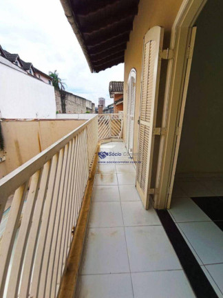 Imagem Sobrado com 3 Quartos à Venda, 197 m² em Vila Galvão - Guarulhos