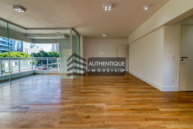 Imagem Apartamento com 3 Quartos à Venda, 161 m² em Itaim Bibi - São Paulo Imagem Apartamento com 3 Quartos à Venda, 161 m² em Itaim Bibi - São Paulo
