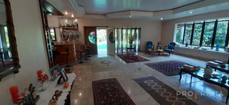 Imagem Casa de Condomínio com 5 Quartos à Venda, em Recreio Dos Bandeirantes - Rio De Janeiro Imagem Casa de Condomínio com 5 Quartos à Venda, em Recreio Dos Bandeirantes - Rio De Janeiro