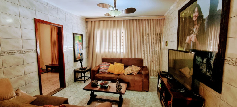 Imagem Casa com 3 Quartos à Venda, 126 m² em Parque Das Rosas - Roseira