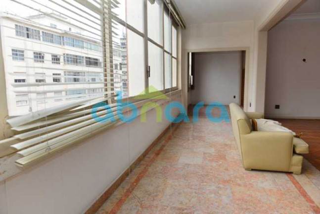 Imagem Apartamento com 4 Quartos à Venda, 278 m² em Copacabana - Rio De Janeiro Imagem Apartamento com 4 Quartos à Venda, 278 m² em Copacabana - Rio De Janeiro