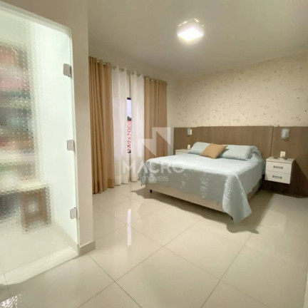 Imagem Casa com 4 Quartos à Venda, 260 m² em Vila Baependi - Jaraguá Do Sul