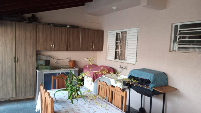 Imagem Casa com 3 Quartos à Venda, 142 m² em Centro - Boituva