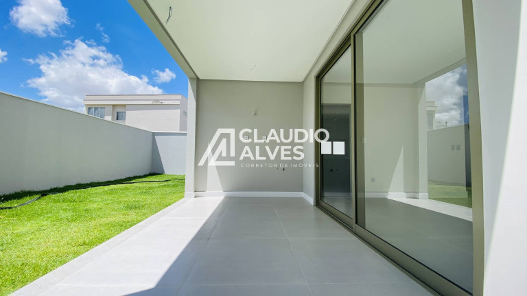 Imagem Casa de Condomínio com 4 Quartos à Venda, 225 m² em Papagaio - Feira De Santana