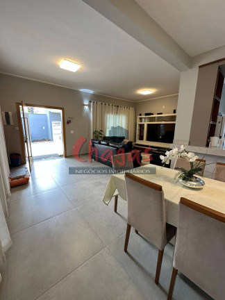 Imagem Casa com 3 Quartos à Venda, 222 m² em Jardim Nomar - Caraguatatuba Imagem Casa com 3 Quartos à Venda, 222 m² em Jardim Nomar - Caraguatatuba