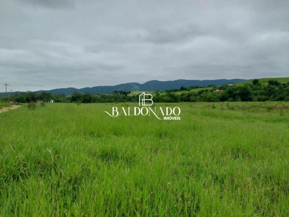 Imagem Imóvel com 5 Quartos à Venda, 338.800 m² em Caçapava - Caçapava Imagem Imóvel com 5 Quartos à Venda, 338.800 m² em Caçapava - Caçapava