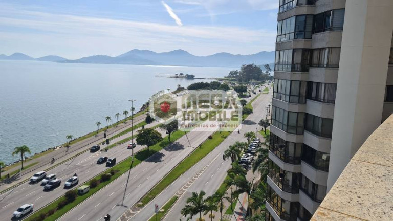 Imagem Apartamento com 4 Quartos à Venda, 260 m² em Centro - Florianópolis Imagem Apartamento com 4 Quartos à Venda, 260 m² em Centro - Florianópolis