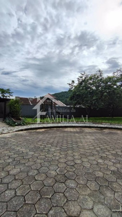 Imagem Casa de Condomínio com 4 Quartos à Venda, 215 m² em Iririú - Joinville Imagem Casa de Condomínio com 4 Quartos à Venda, 215 m² em Iririú - Joinville