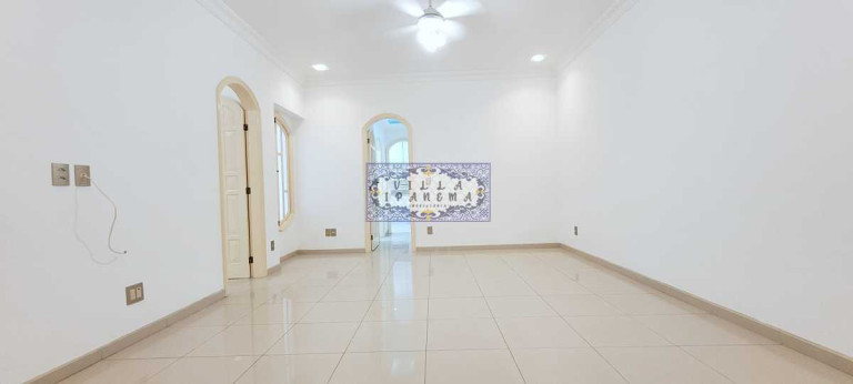 Imagem Imóvel com 2 Quartos à Venda, 102 m² em Copacabana - Rio De Janeiro