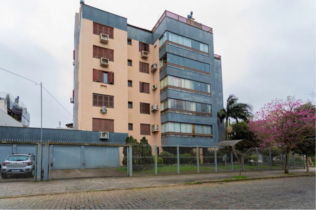 Imagem Imóvel com 3 Quartos à Venda, em Jardim Lindóia - Porto Alegre Imagem Imóvel com 3 Quartos à Venda, em Jardim Lindóia - Porto Alegre