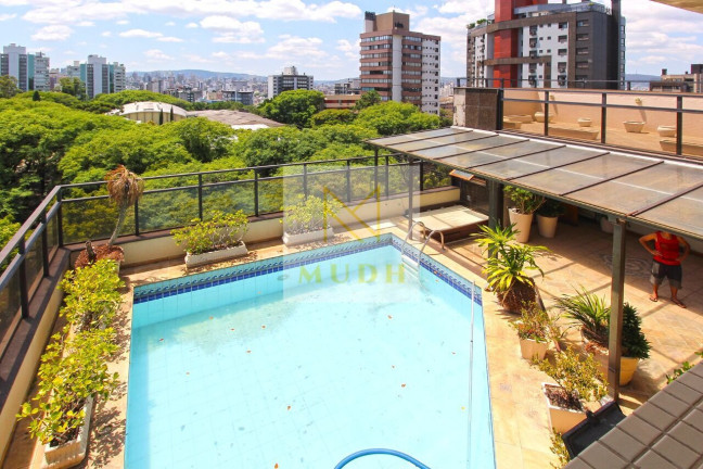 Imagem Cobertura com 4 Quartos à Venda, 430 m² em Rio Branco - Porto Alegre Imagem Cobertura com 4 Quartos à Venda, 430 m² em Rio Branco - Porto Alegre