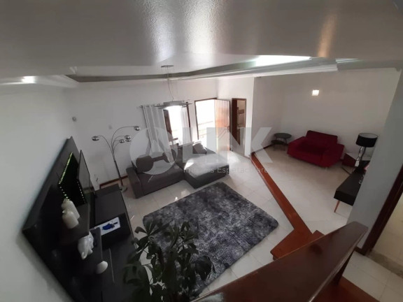Casa com 3 Quartos à Venda, 226 m² em Jardim Itu - Porto Alegre