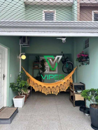 Sobrado com 3 Quartos à Venda, 92 m² em Uberaba - Curitiba