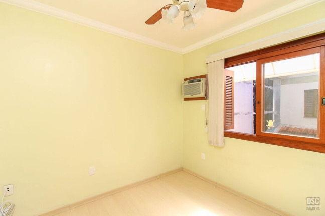 Imagem Casa de Condomínio com 3 Quartos à Venda, 77 m² em Cristal - Porto Alegre