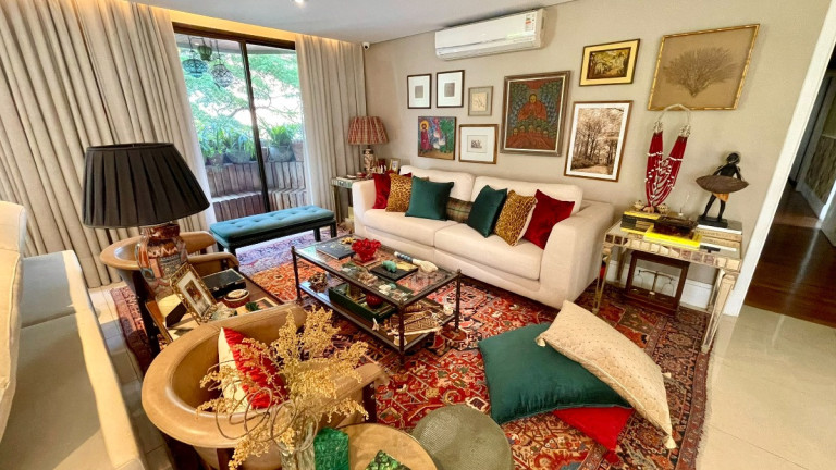 Imagem Apartamento com 3 Quartos à Venda, 240 m² em Campo Belo - São Paulo