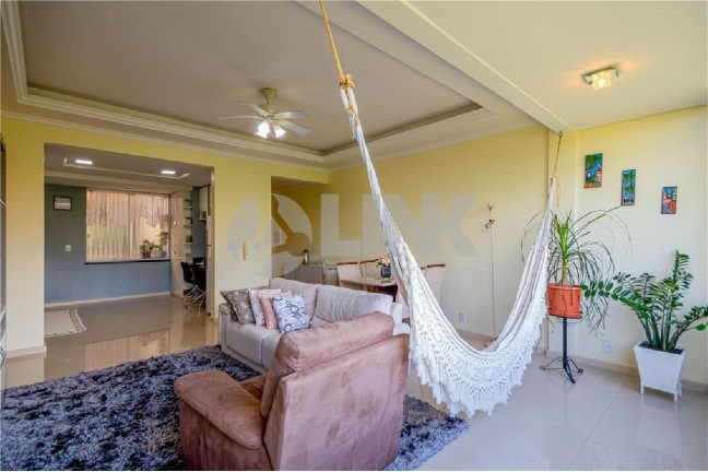 Imagem Apartamento com 3 Quartos à Venda, 94 m² em Petrópolis - Porto Alegre Imagem Apartamento com 3 Quartos à Venda, 94 m² em Petrópolis - Porto Alegre