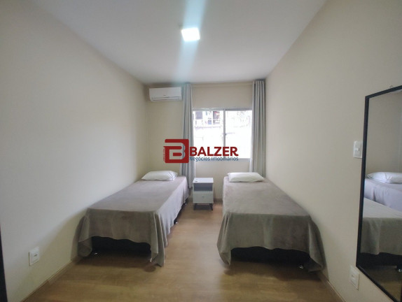 Imagem Apartamento com 2 Quartos à Venda, 66 m² em Centro - Florianópolis Imagem Apartamento com 2 Quartos à Venda, 66 m² em Centro - Florianópolis