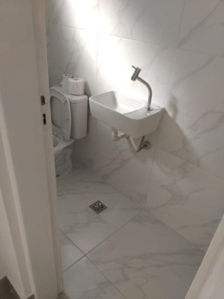 Imagem Sobrado com 3 Quartos à Venda, 96 m² em Gonzaga - Santos