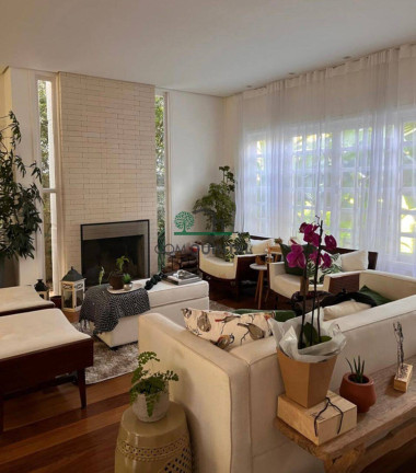 Imagem Casa com 4 Quartos à Venda, 400 m² em Vila Santo Antônio - Cotia Imagem Casa com 4 Quartos à Venda, 400 m² em Vila Santo Antônio - Cotia