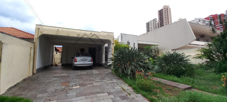 Imagem Casa com 3 Quartos à Venda, 330 m² em Zona 02 - Maringá