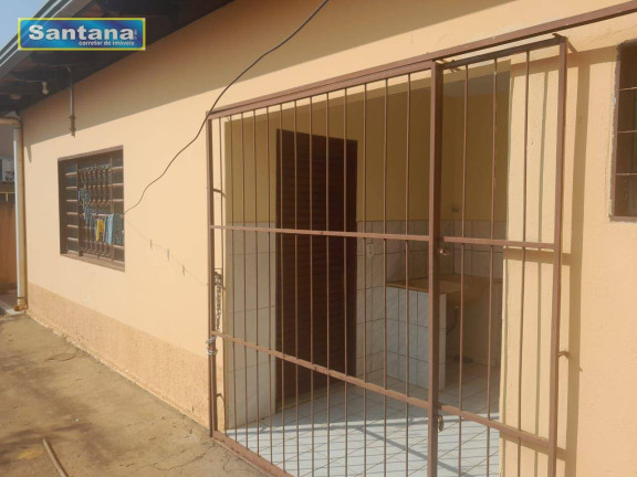 Imagem Casa com 3 Quartos à Venda, 160 m² em Bandeirantes - Caldas Novas Imagem Casa com 3 Quartos à Venda, 160 m² em Bandeirantes - Caldas Novas