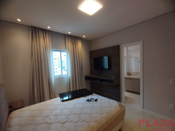 Imagem Apartamento com 3 Quartos para Alugar, 125 m² em Pioneiros - Balneário Camboriú Imagem Apartamento com 3 Quartos para Alugar, 125 m² em Pioneiros - Balneário Camboriú
