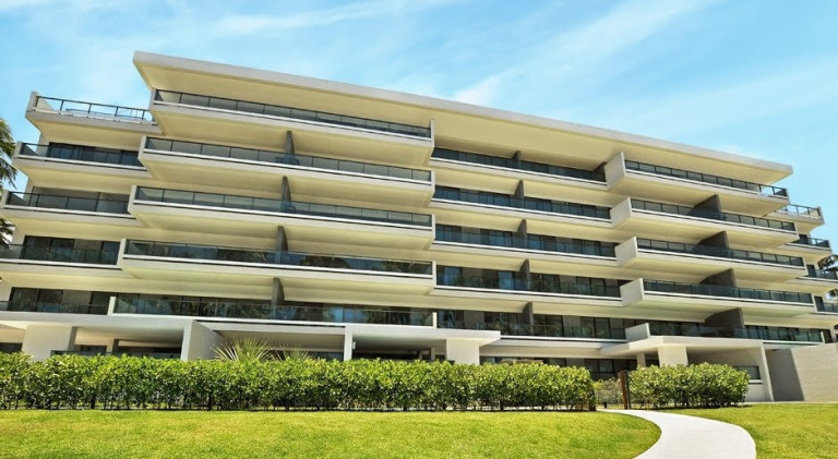 Imagem Apartamento com 4 Quartos à Venda, 225 m² em Paiva - Cabo De Santo Agostinho