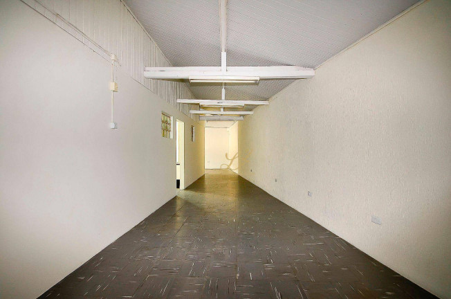 Imagem Casa com 1 Quarto à Venda, 172 m² em Cristo Rei - Curitiba